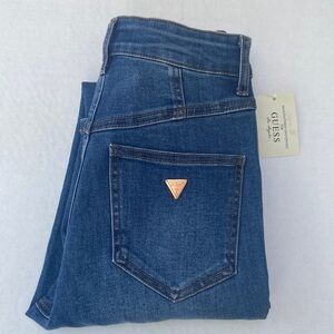 New GUESS Skinny Destroyed jeans SZ 24